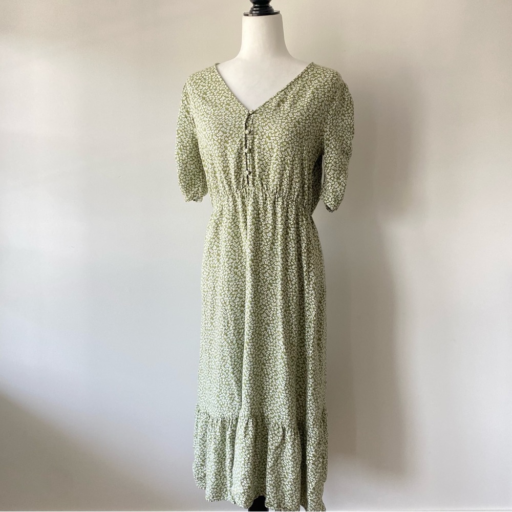 Farmhouse Button Dress - Picture 2 of 11